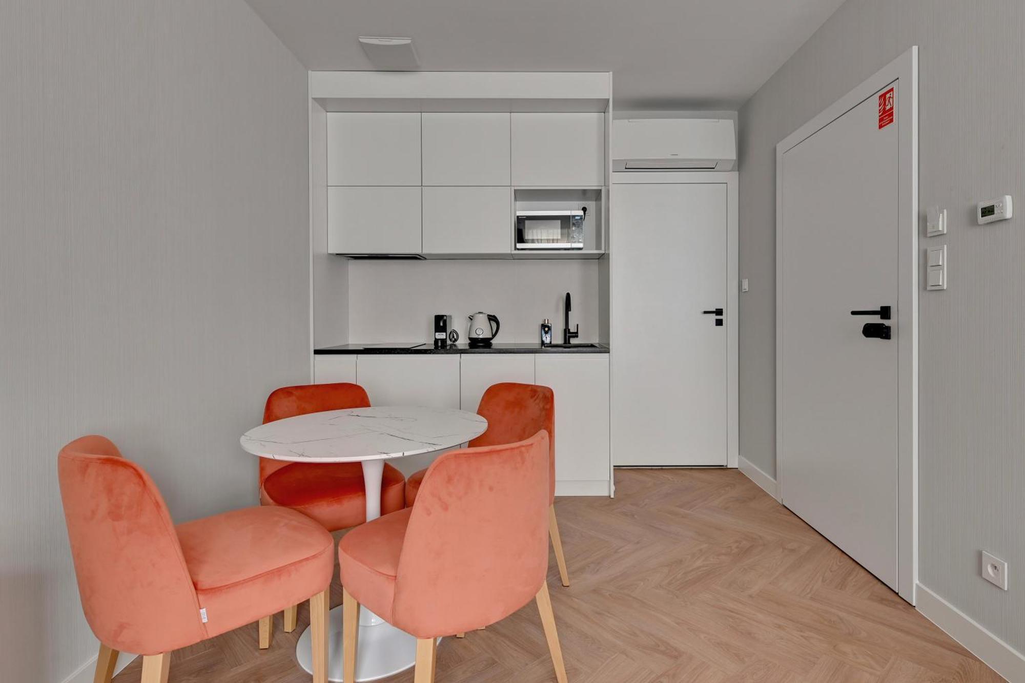 Retro Boutique Apartments By Dom & House Гданск Екстериор снимка
